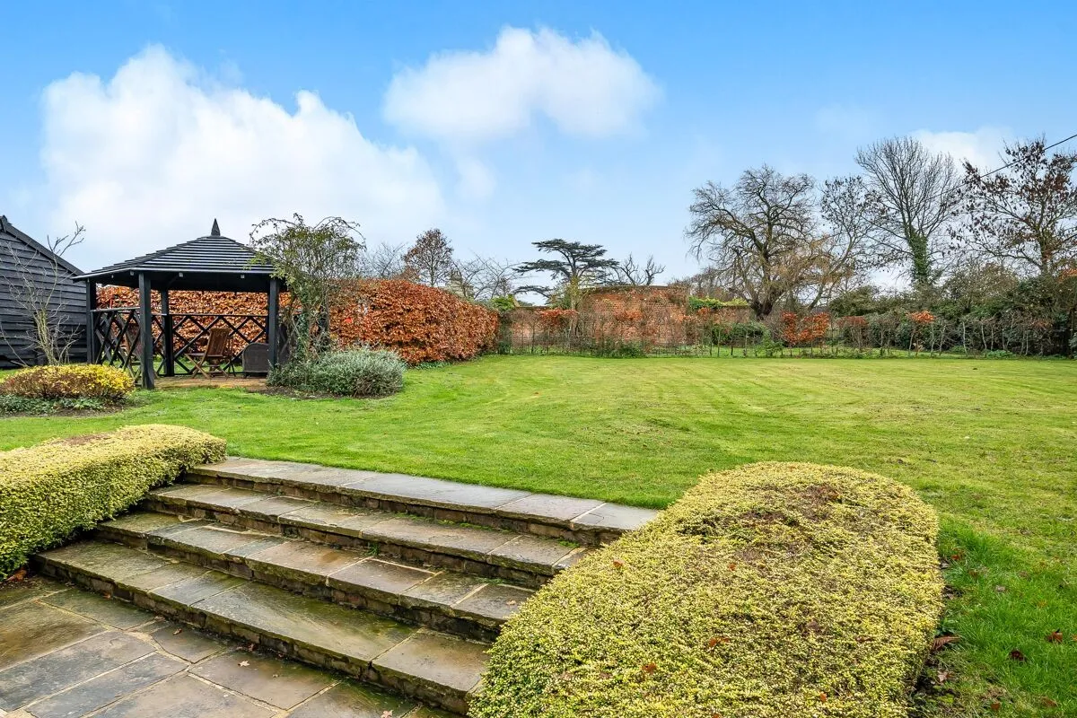 Hawthorn Hill, Warfield, RG42, photo 11