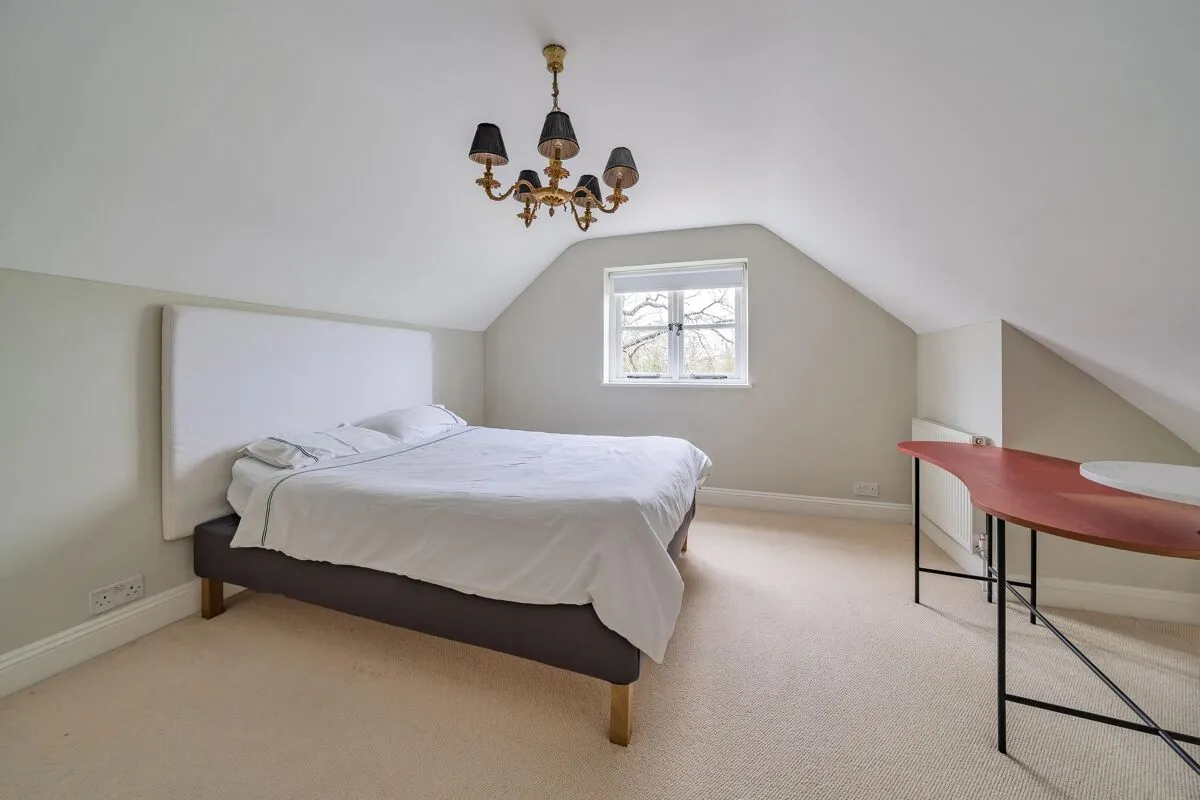 Hawthorn Hill, Warfield, RG42, photo 8