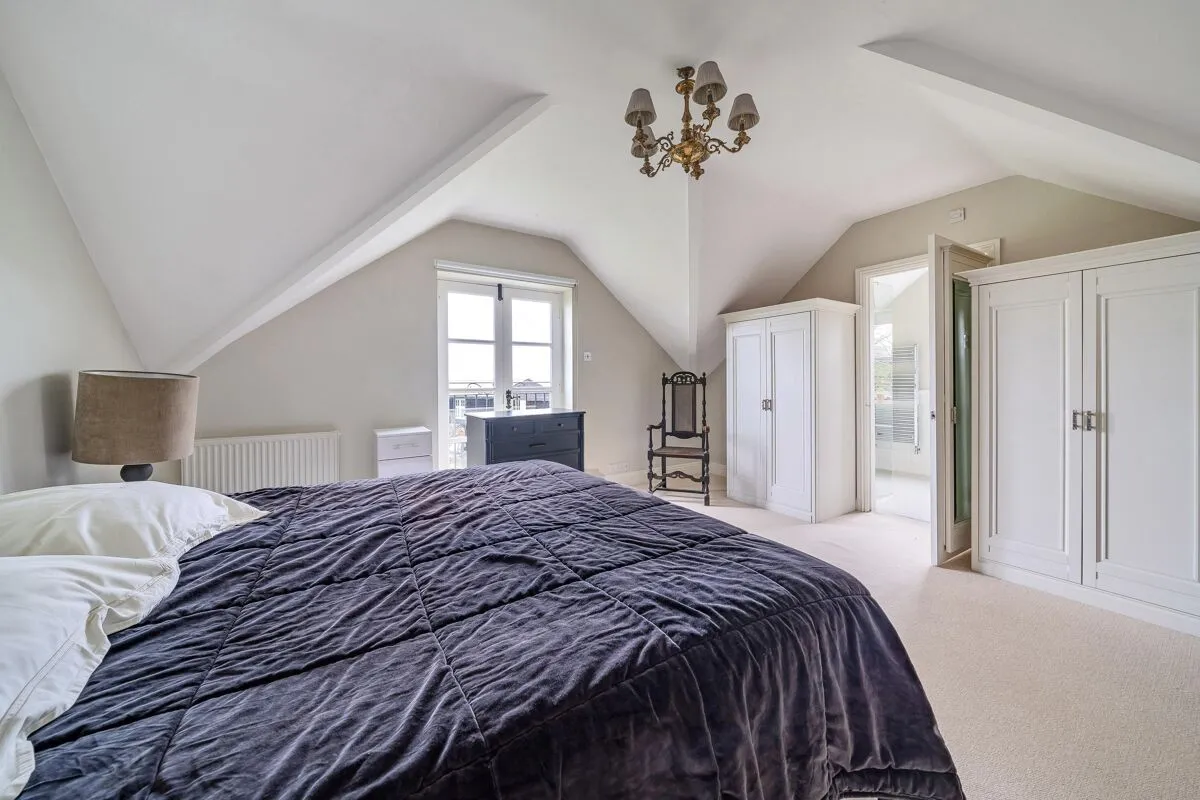 Hawthorn Hill, Warfield, RG42, photo 6