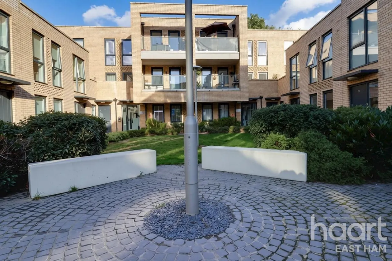 Kempton Mews, London, E6, photo 18