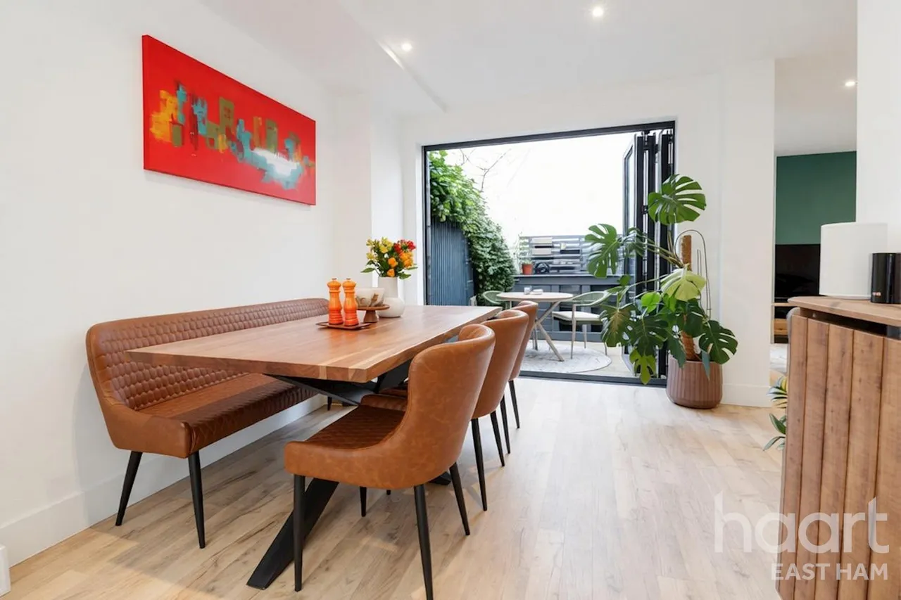Kempton Mews, London, E6, photo 4
