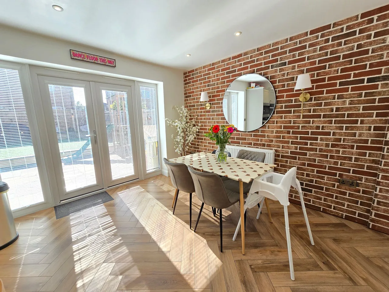 Chedlin Drive, Manchester, photo 7
