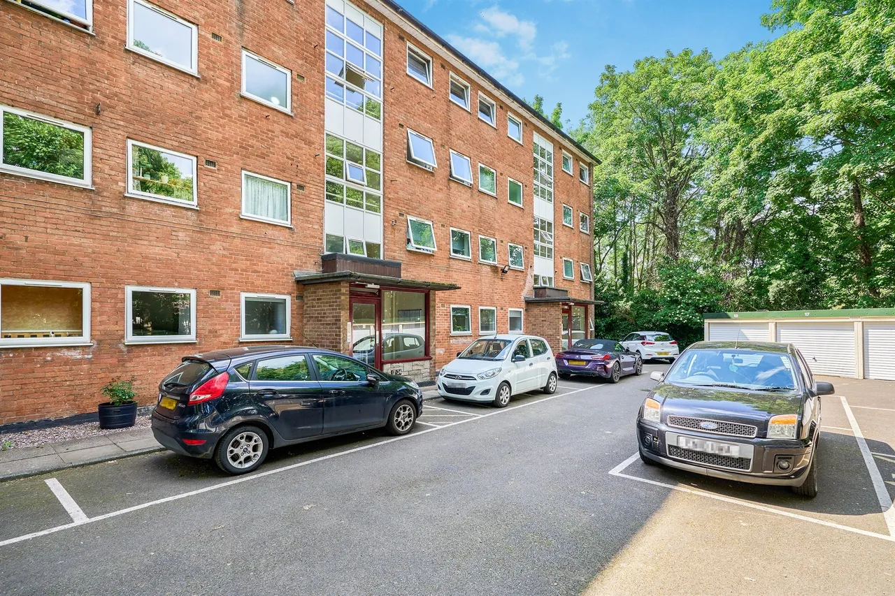 Lower Vauxhall, West Park, Wolverhampton, photo 12
