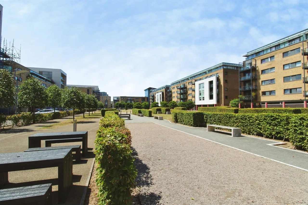 Ferry Court, Cardiff, CF11, photo 16