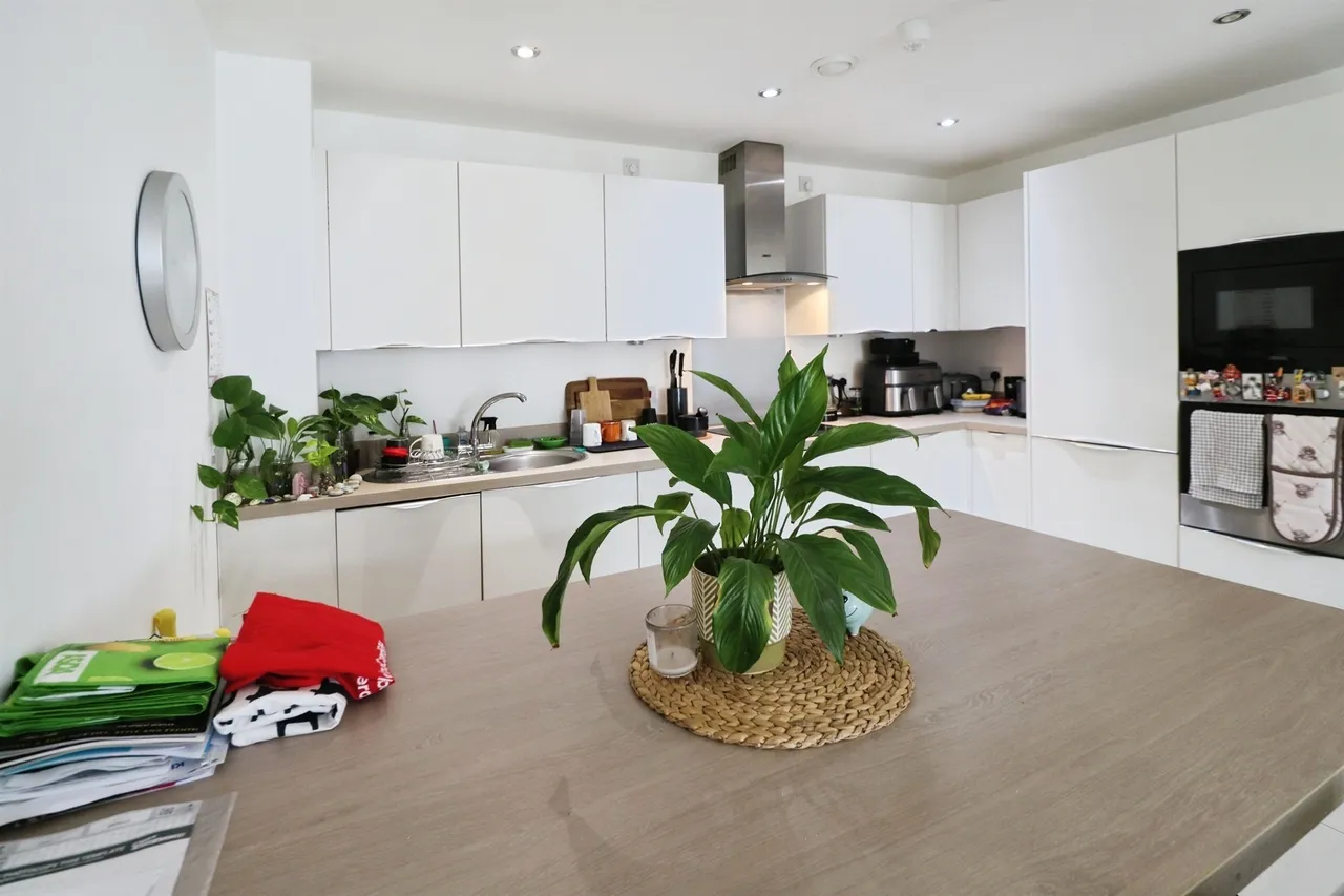 Ferry Court, Cardiff, CF11, photo 5