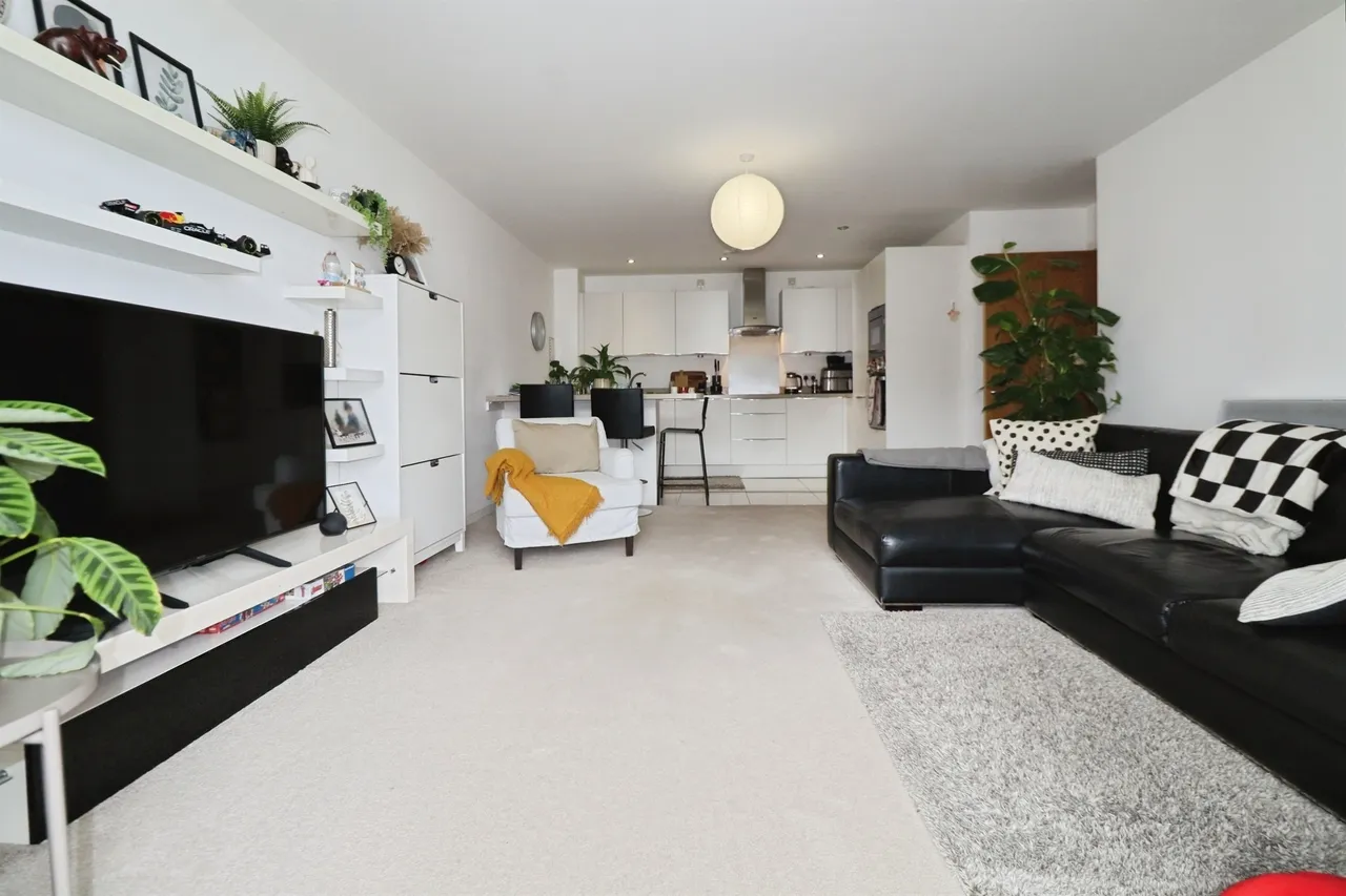 Ferry Court, Cardiff, CF11, photo 6