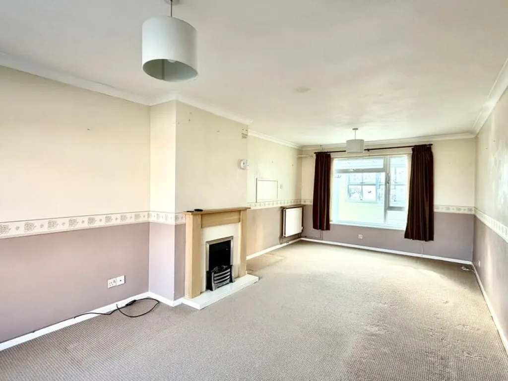 Churchill Close, Calne, photo 3