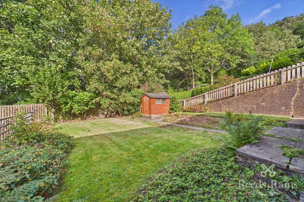 Close Hill Lane, Newsome, Huddersfield, West Yorkshire, HD4, photo 4