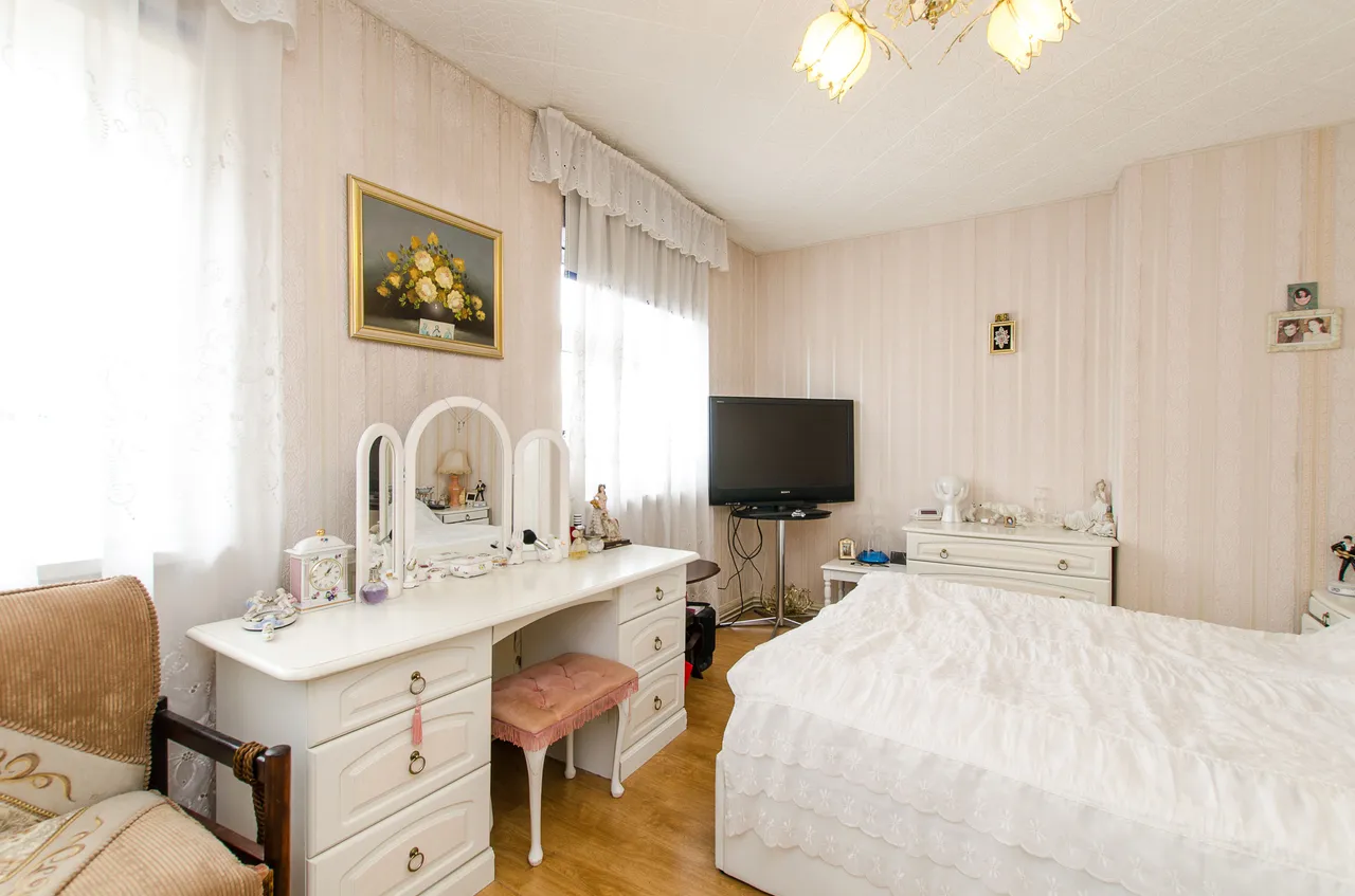 9 Martley House, Patmore Estate, London, photo 10