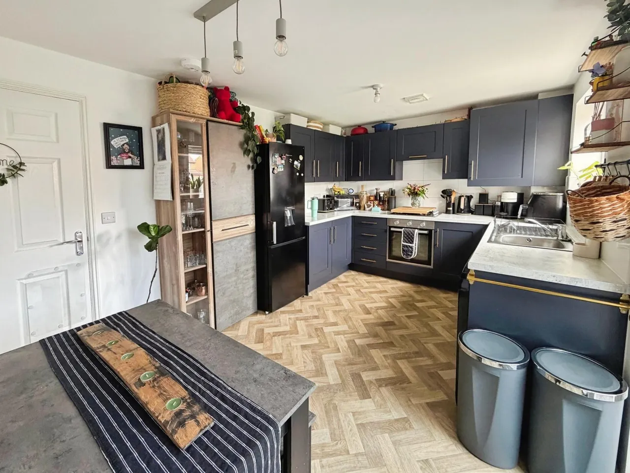 Drake Avenue, Chesterfield, S43, photo 5