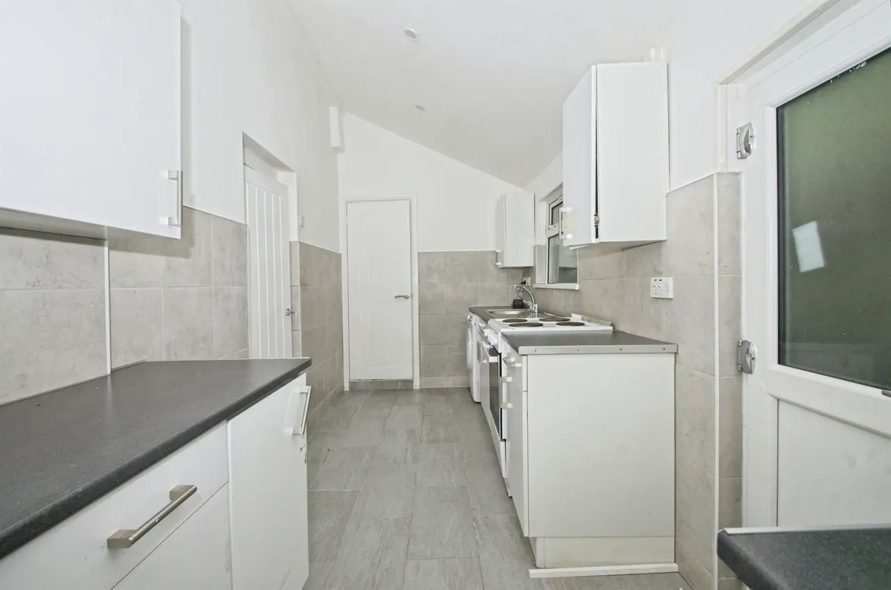 Margaret Street, Ferndale, CF43, photo 14