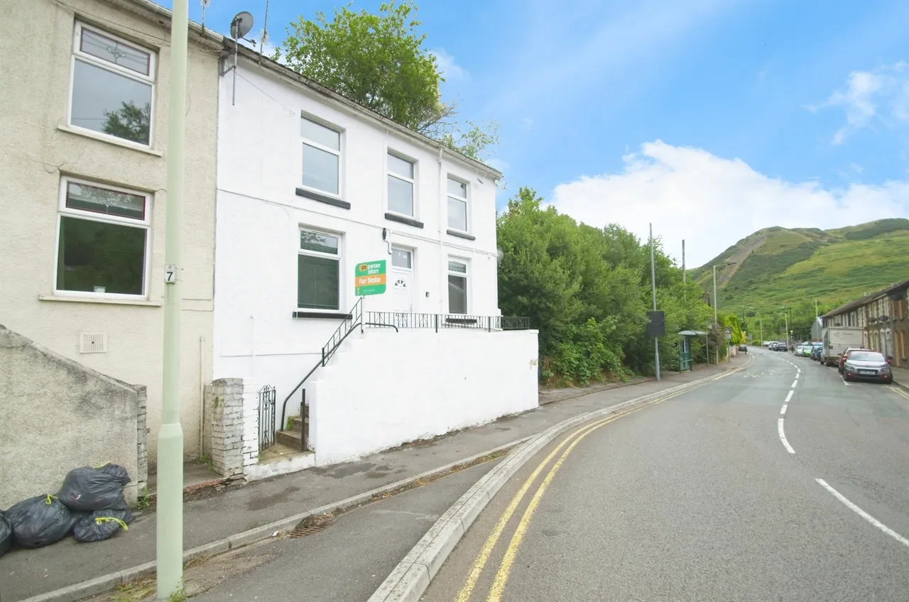 Margaret Street, Ferndale, CF43, photo 17