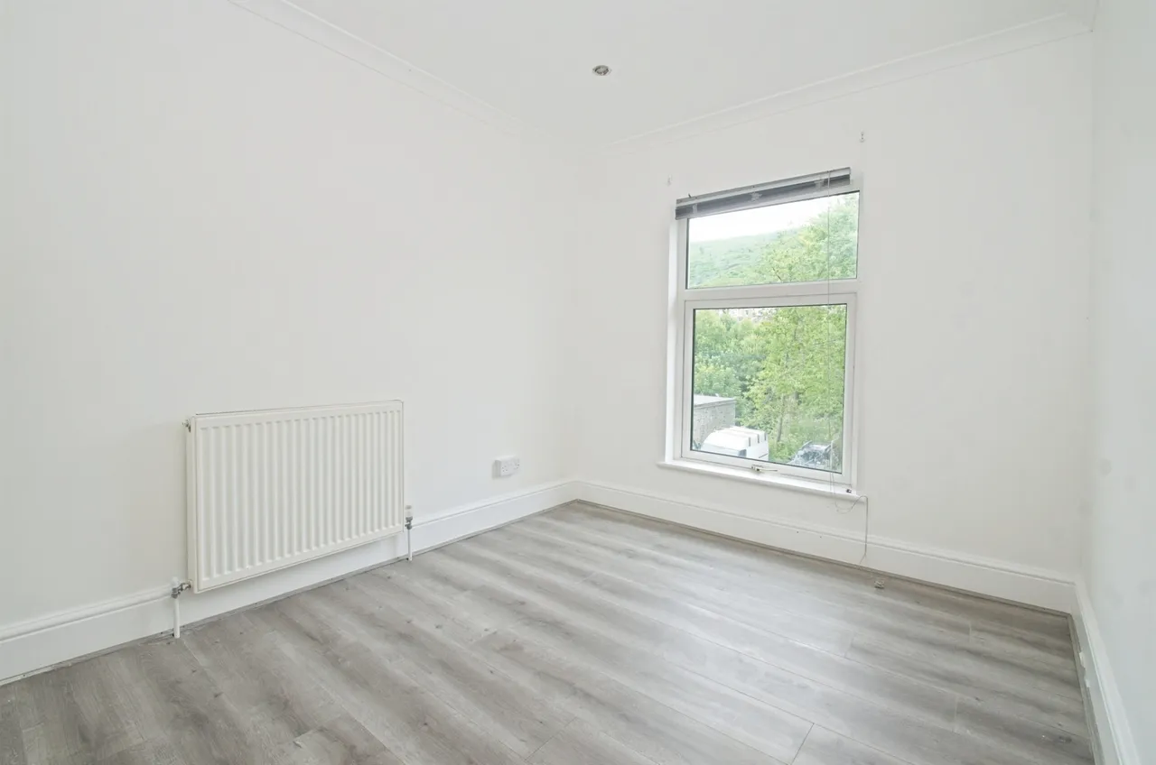 Margaret Street, Ferndale, CF43, photo 10