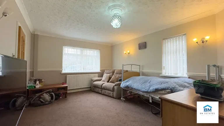 Sidmouth Avenue, Leicester, LE5 4WB, photo 5