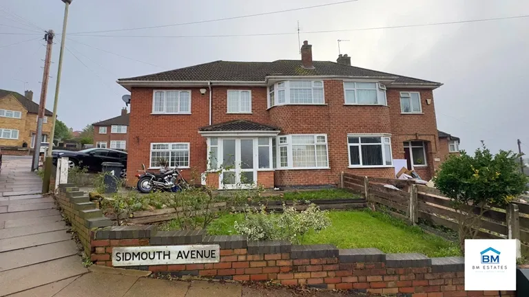 5 bed house for sale — Sidmouth Avenue, Leicester, LE5 4WB