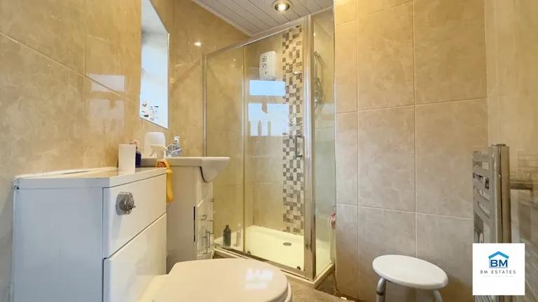 Sidmouth Avenue, Leicester, LE5 4WB, photo 11