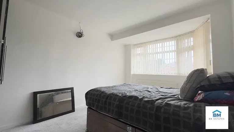 Sidmouth Avenue, Leicester, LE5 4WB, photo 9