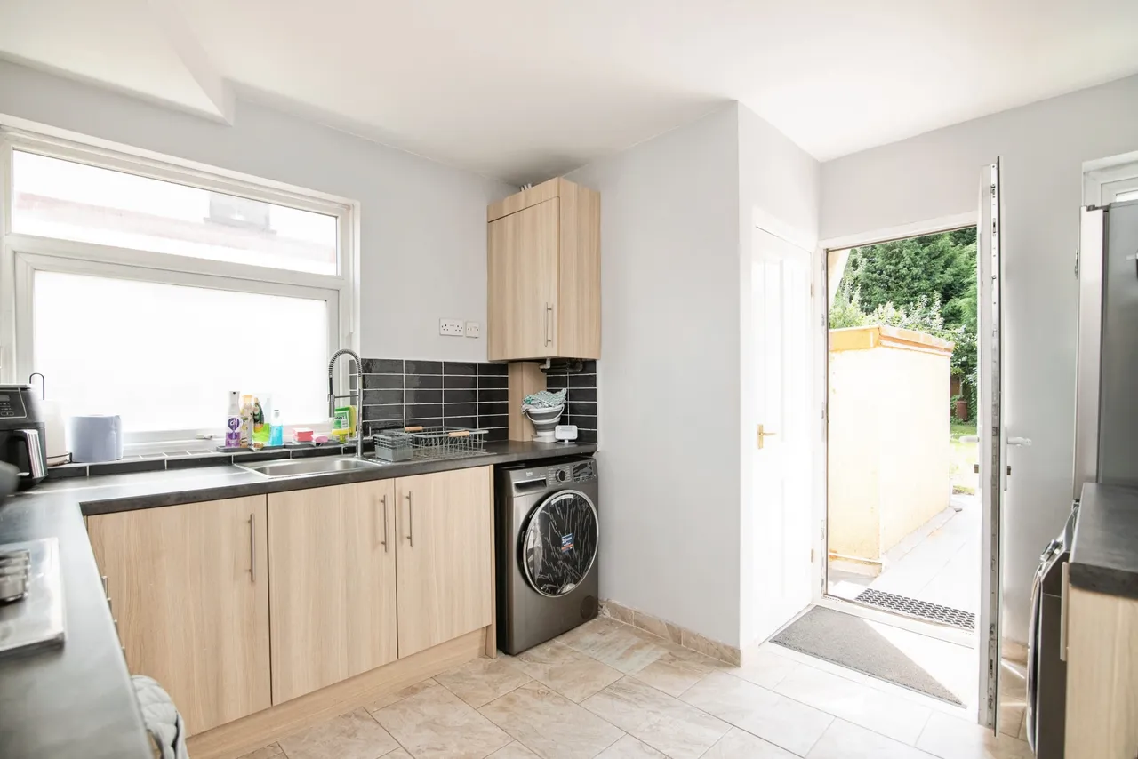 Barlow Road, Wednesbury, photo 5