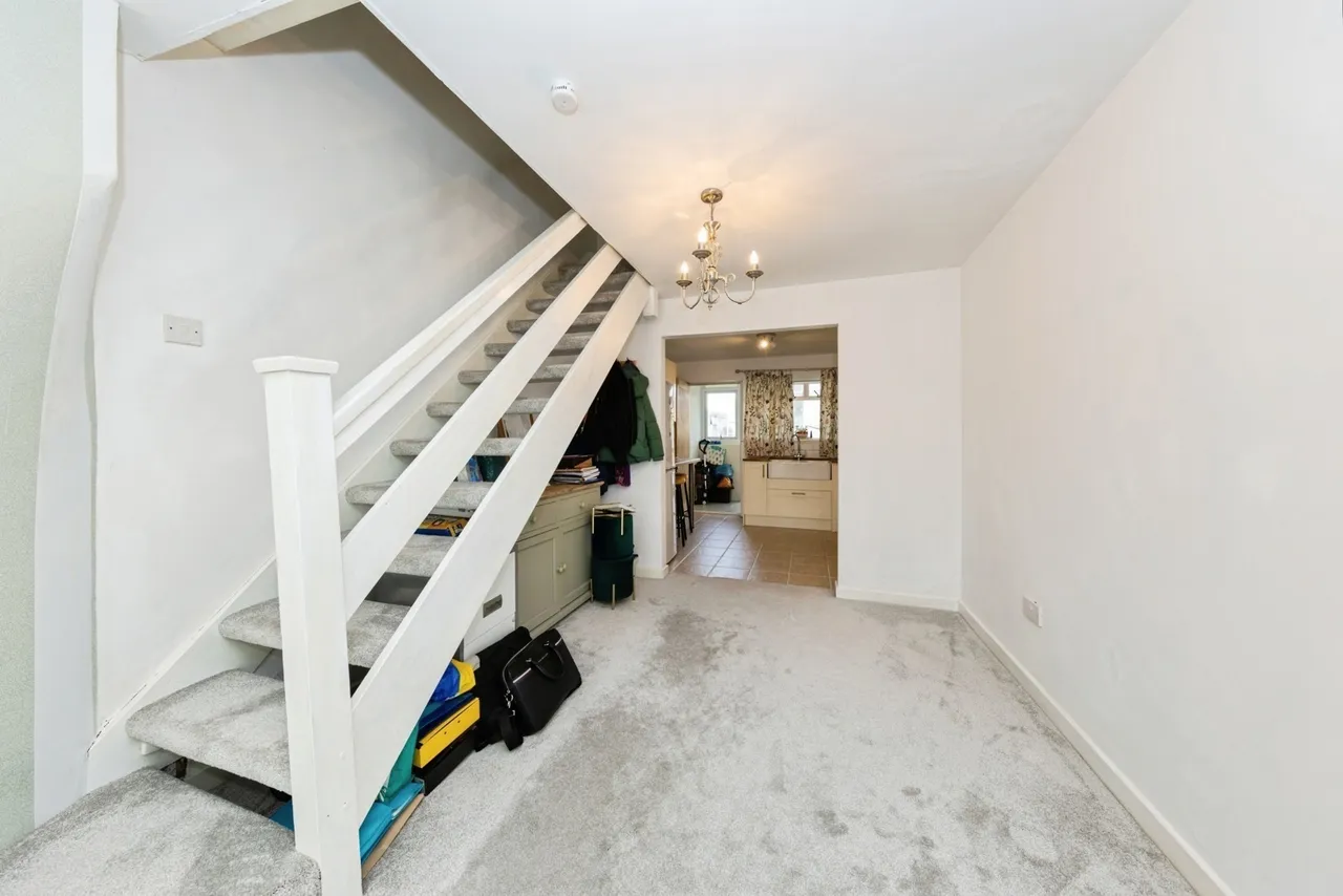 Heol Tregwyr, Llansaint, SA17, photo 8