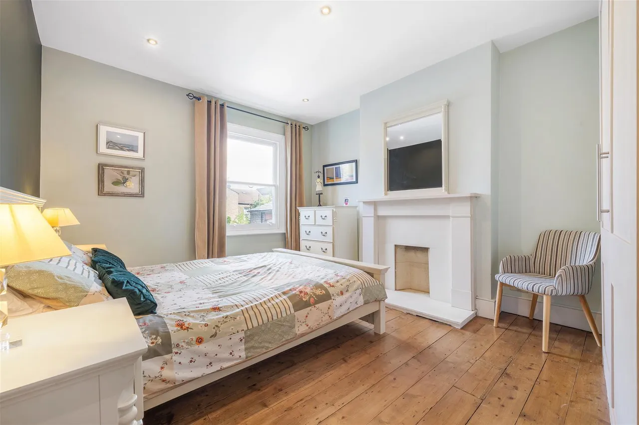 St. Julians Farm Road, West Norwood, photo 8