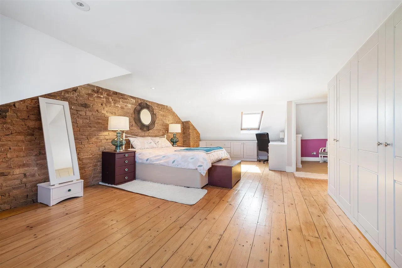 St. Julians Farm Road, West Norwood, photo 5