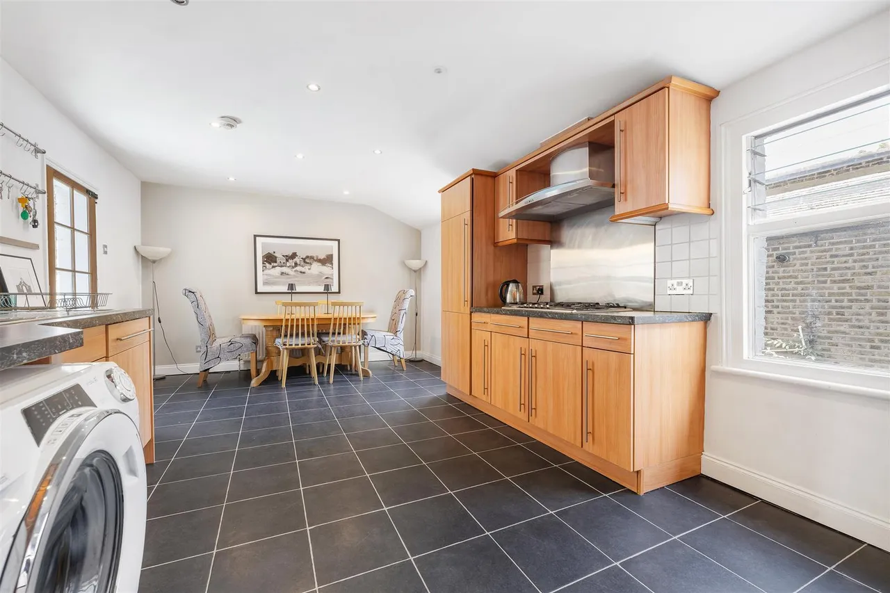 St. Julians Farm Road, West Norwood, photo 12