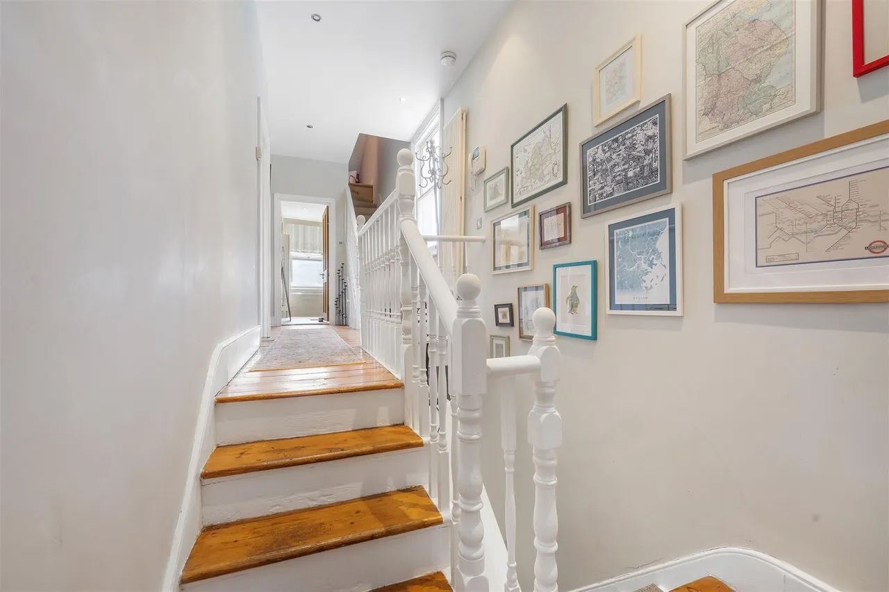 St. Julians Farm Road, West Norwood, photo 11