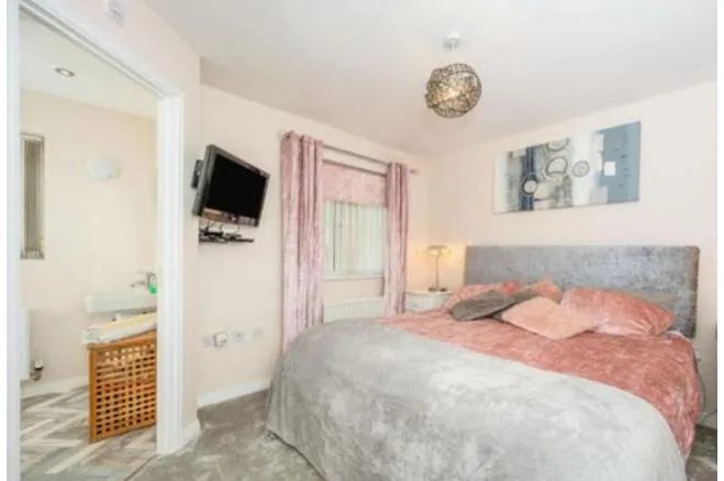 Chadwick Lane, Widnes, WA8, photo 13