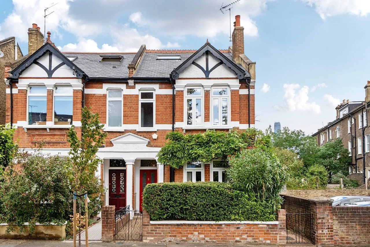 4 bed house for sale, Hereford Road, Acton, W3