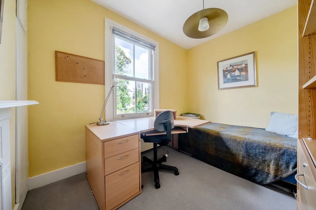 Hereford Road, Acton, W3, photo 9