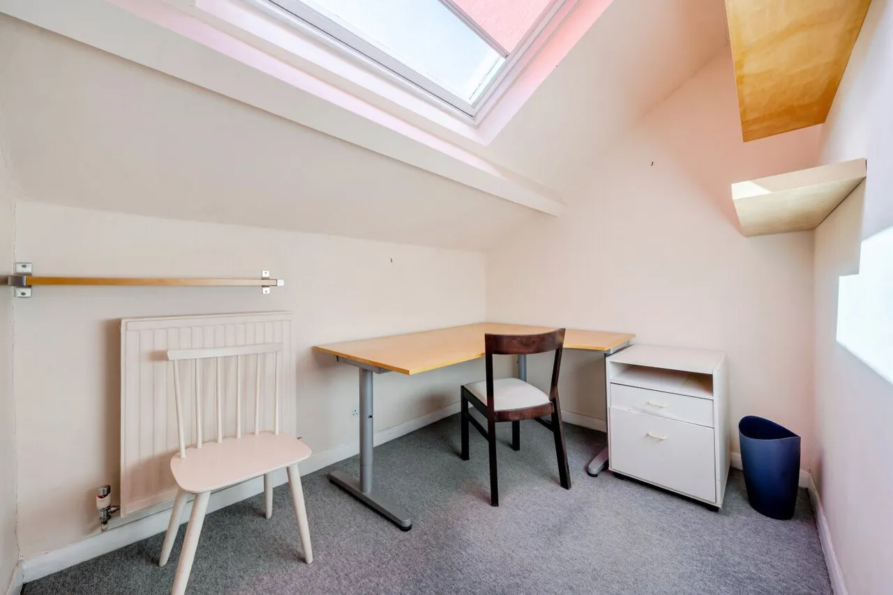 Hereford Road, Acton, W3, photo 13