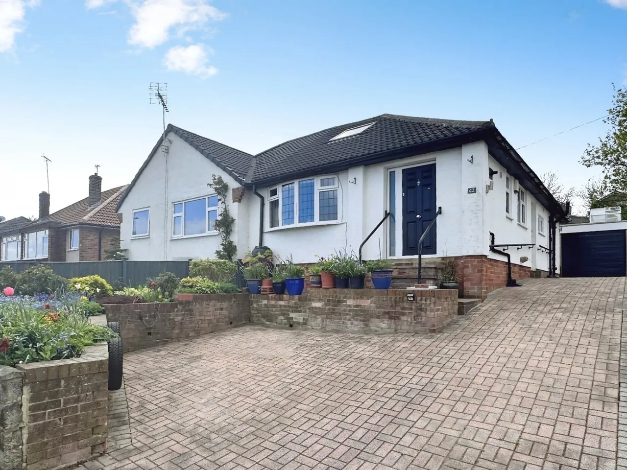 3 bed house for sale, Pyenot Gardens, Cleckheaton, BD19