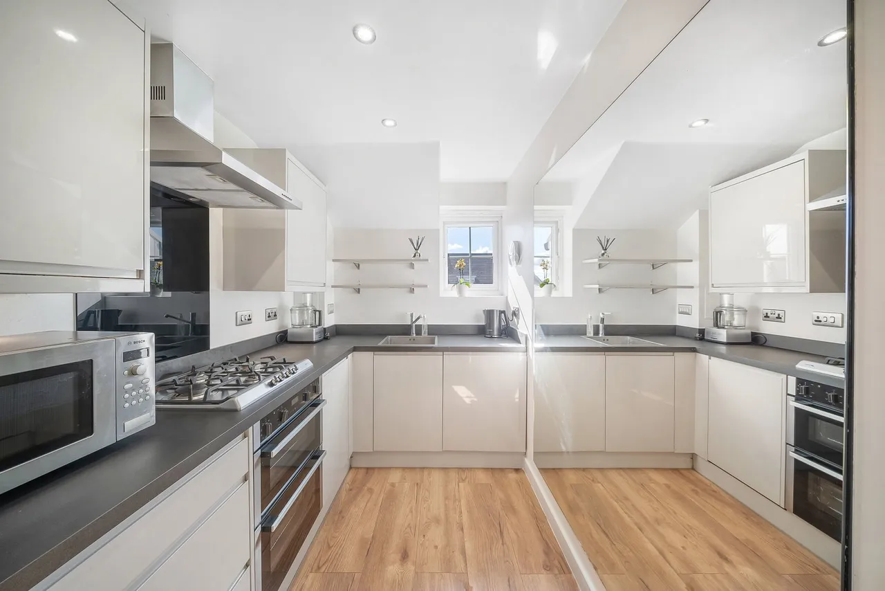 Damson House, Hemlock Close, SW16 5PL, photo 2