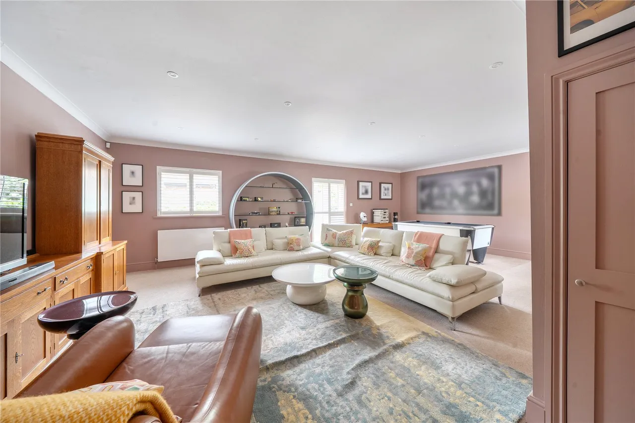 Coolers Farm, Horsebridge Road, Broughton, Stockbridge, SO20 8BN, photo 12