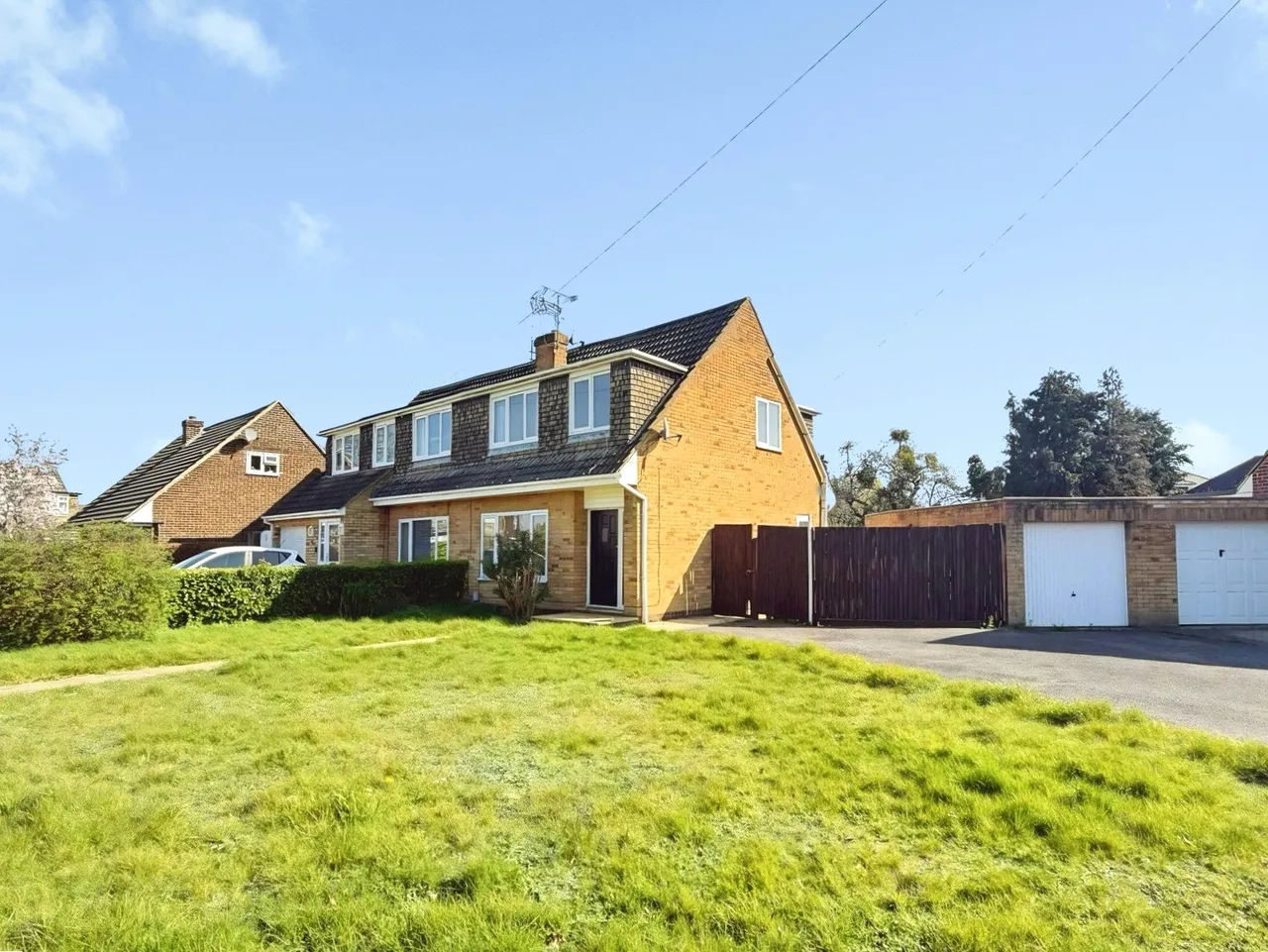 Robert Way, Mytchett, GU16, photo 11