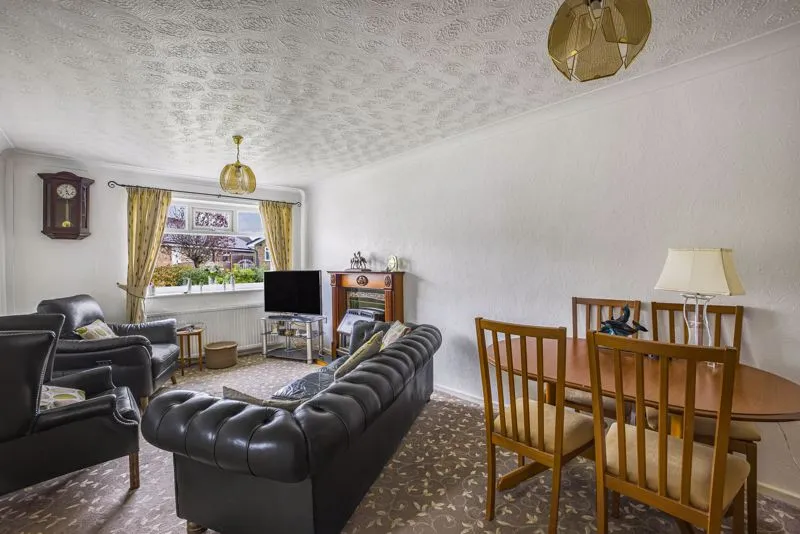 Whitehouse Close, Heywood OL10 2QU, photo 3