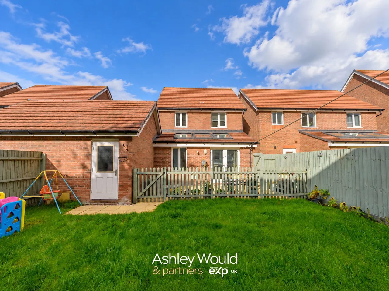 Ambergate Road, Bilston, WV14, photo 12