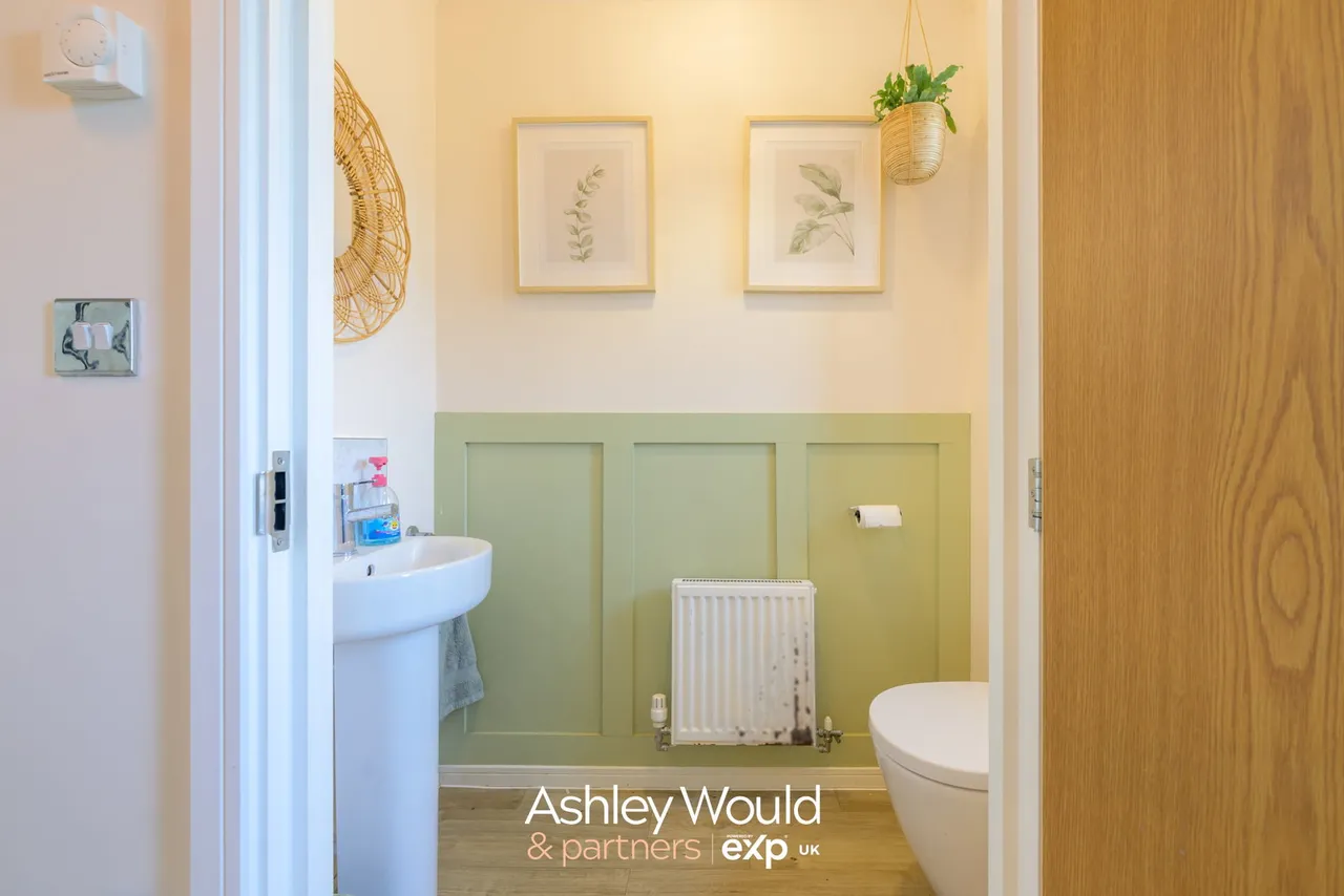 Ambergate Road, Bilston, WV14, photo 5