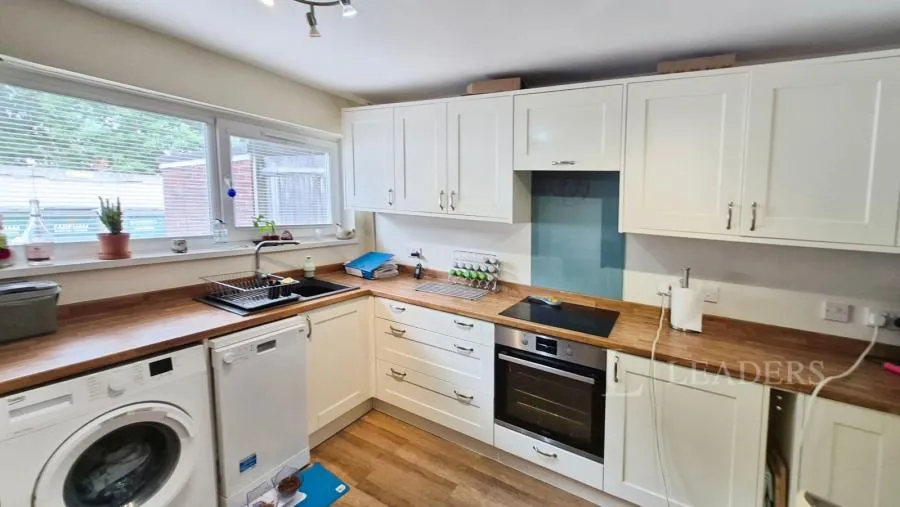 Bishopsfield Road, Fareham, PO14, photo 9