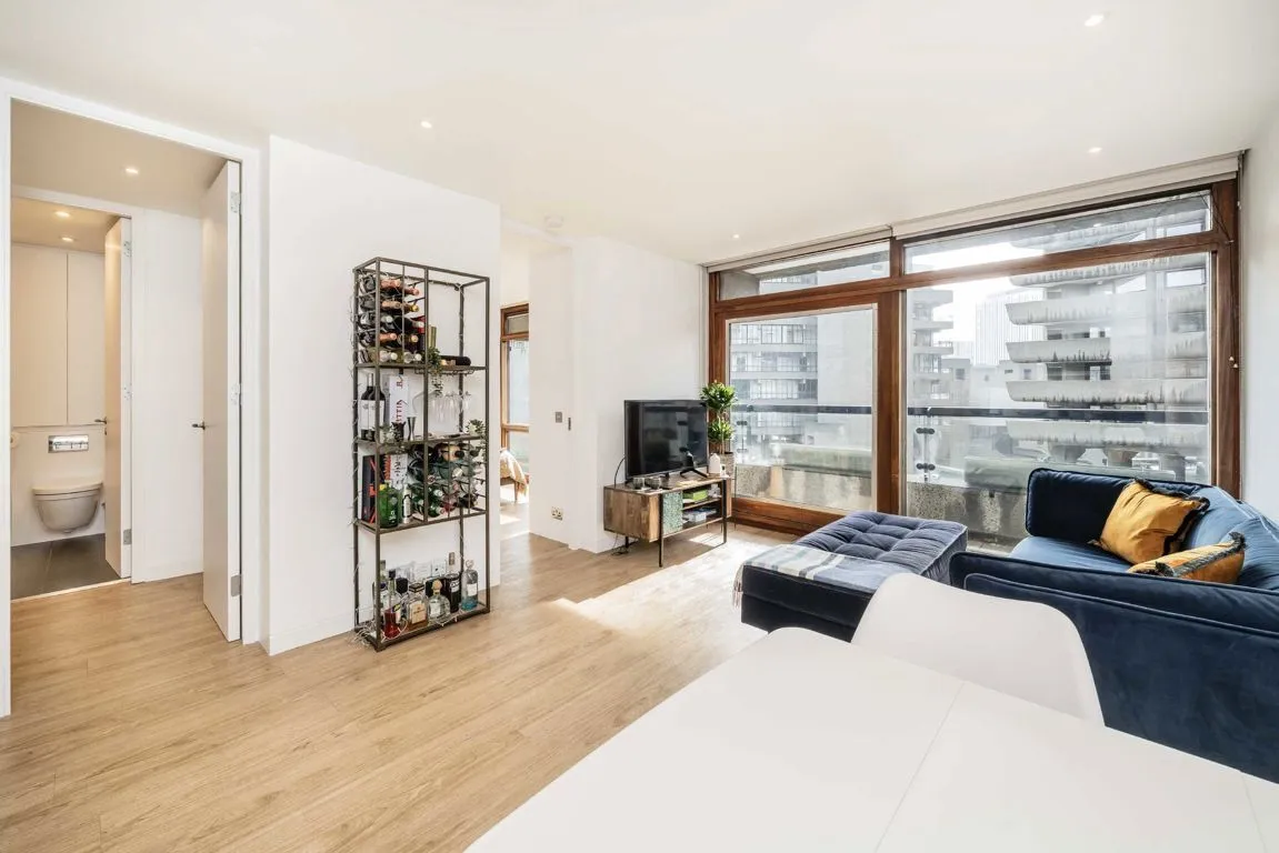 1 bed property for sale, Barbican, EC2Y