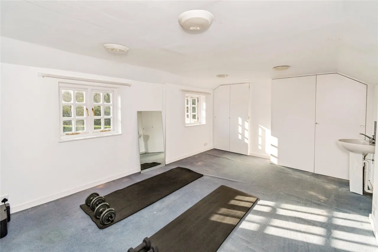 Bank, Lyndhurst, SO43, photo 9