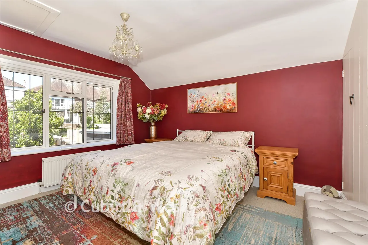 Maltravers Street, Arundel, BN18, photo 13