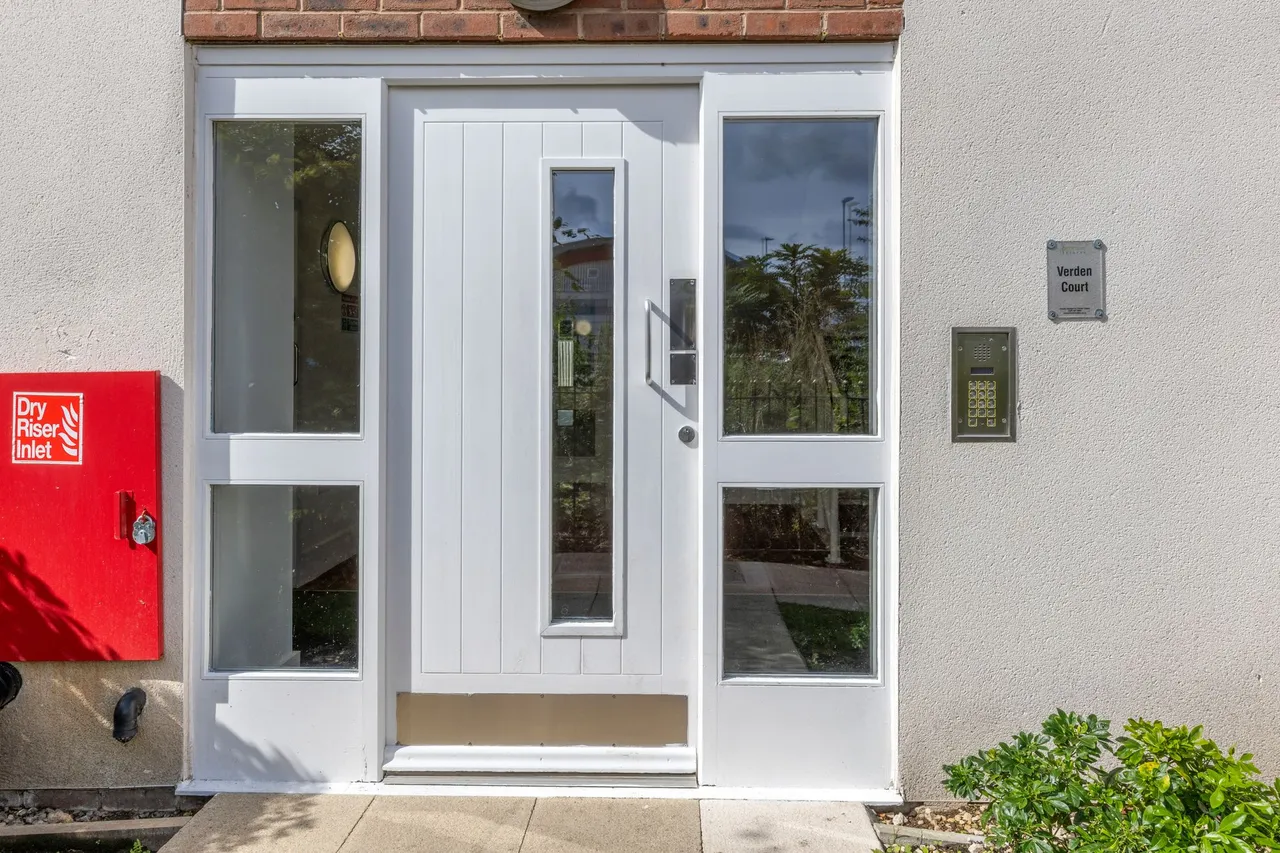 Flat 14, Verden Court Rose Creek Gardens, Warrington, Great Sankey, WA5 3TW, photo 4