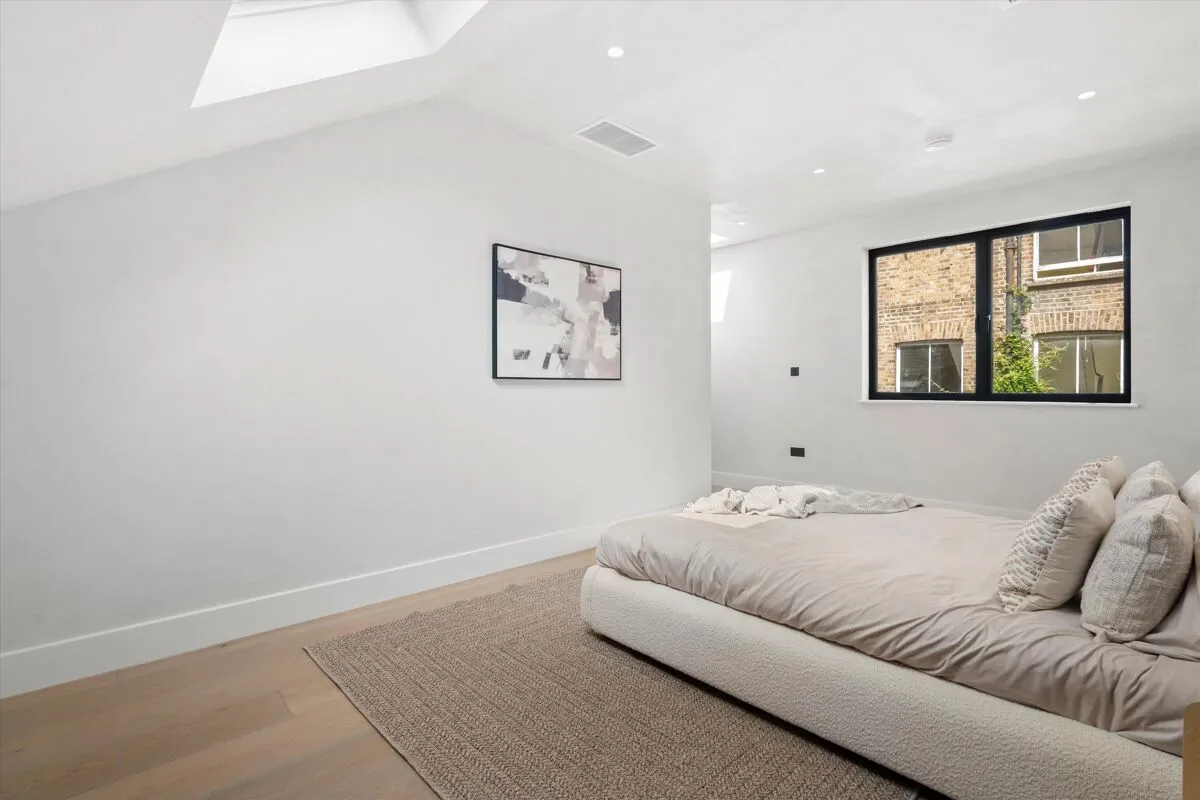 Russell Gardens Mews, London, W14, photo 16