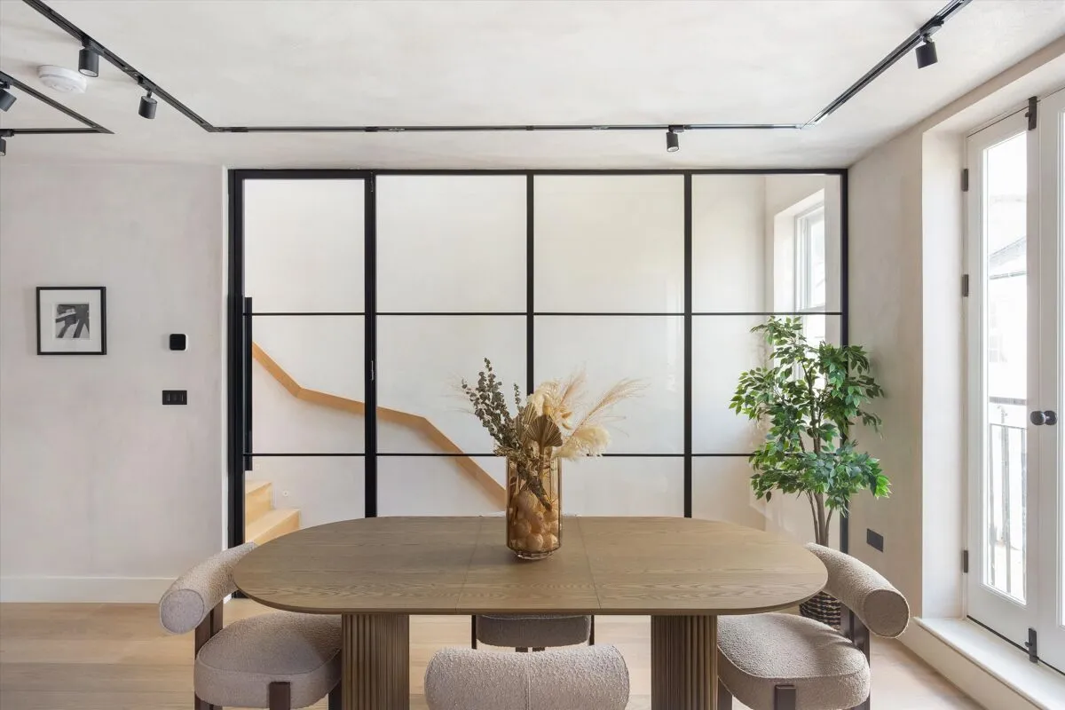 Russell Gardens Mews, London, W14, photo 6