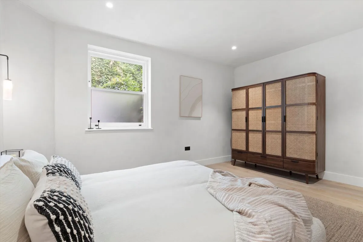 Russell Gardens Mews, London, W14, photo 18