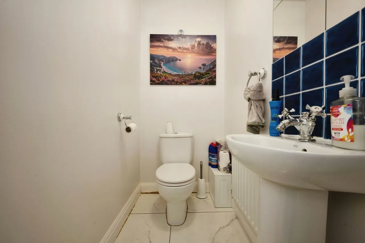Victor Close, Shortstown, MK42, photo 10