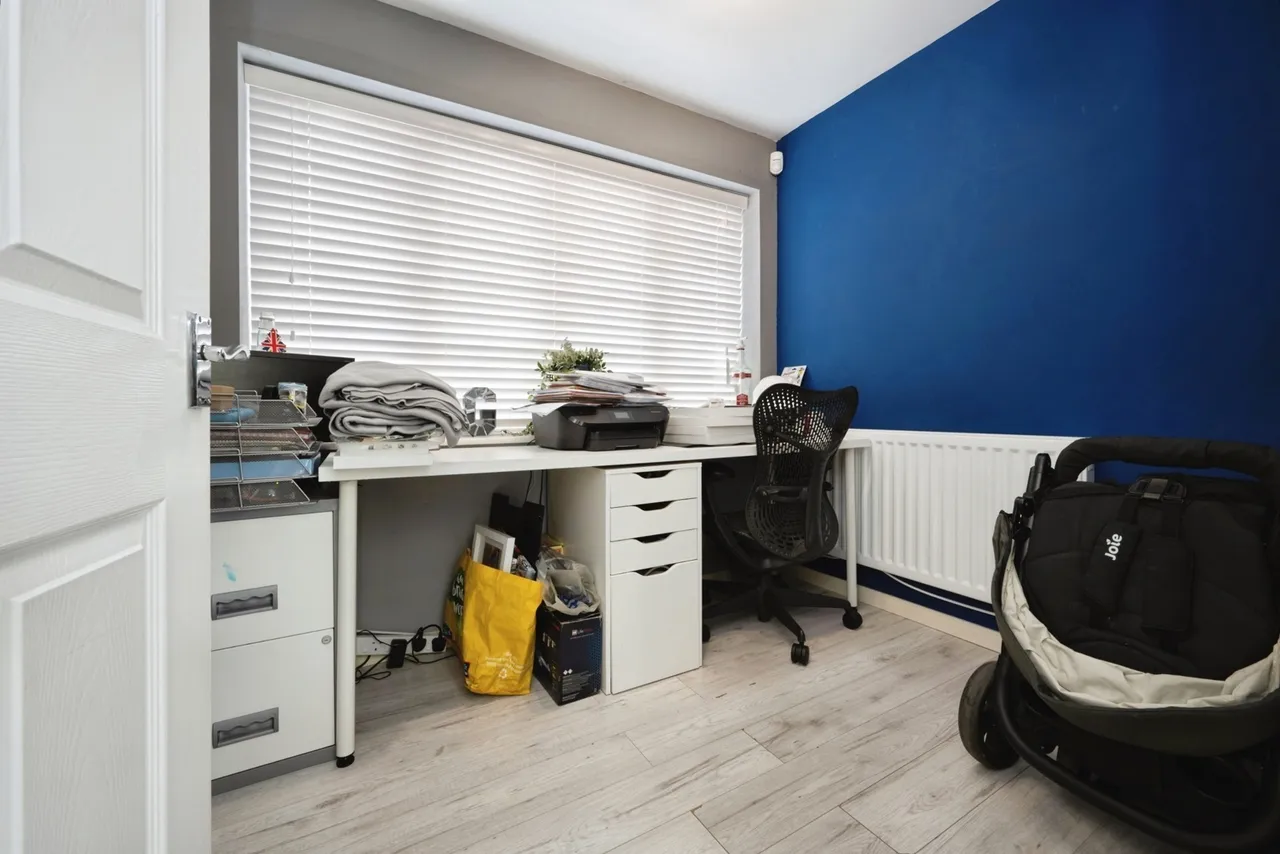 Victor Close, Shortstown, MK42, photo 8