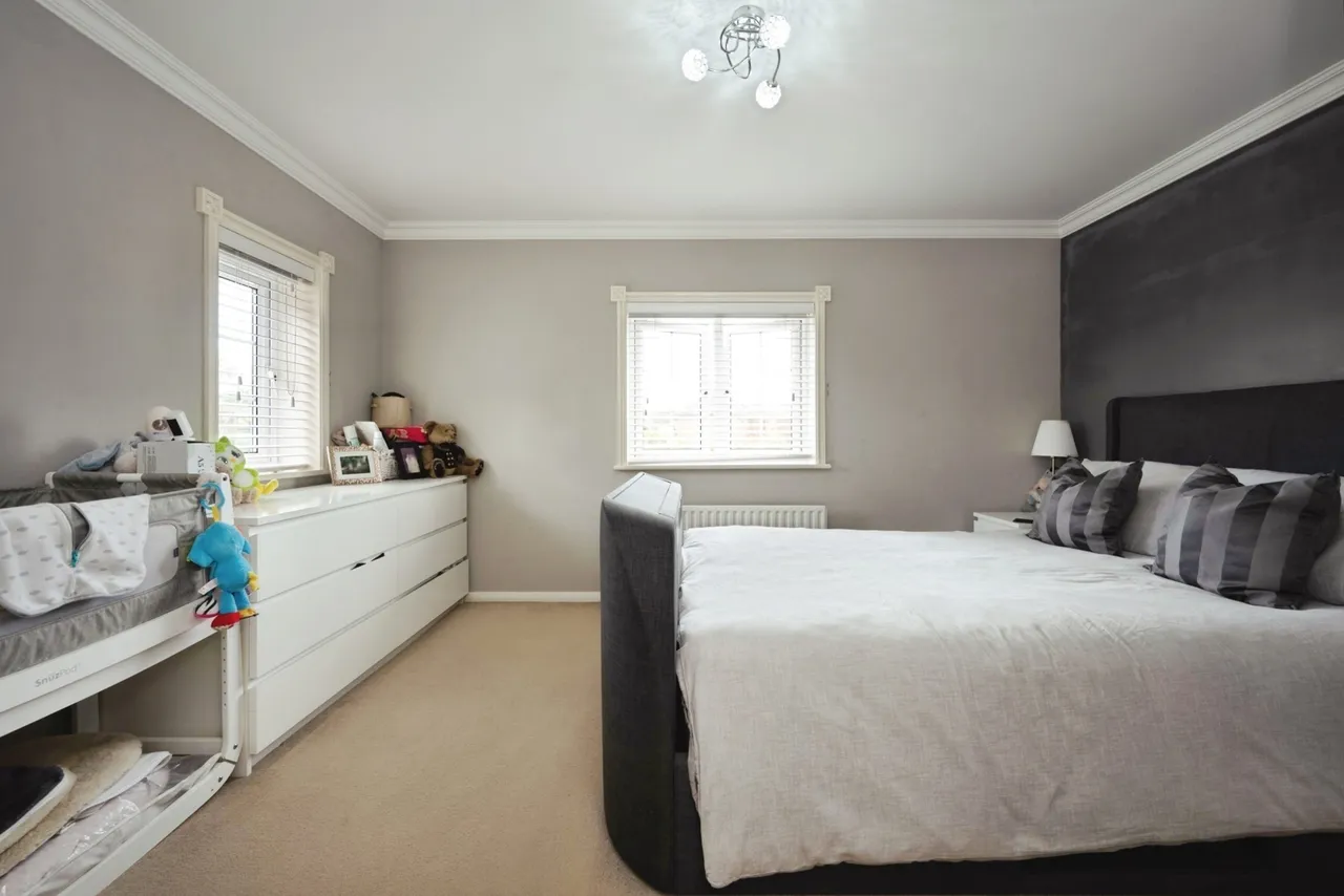 Victor Close, Shortstown, MK42, photo 12