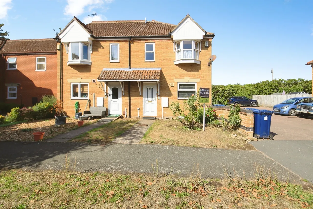 2 bed house for sale, Pinewood Avenue, Peterborough, PE7